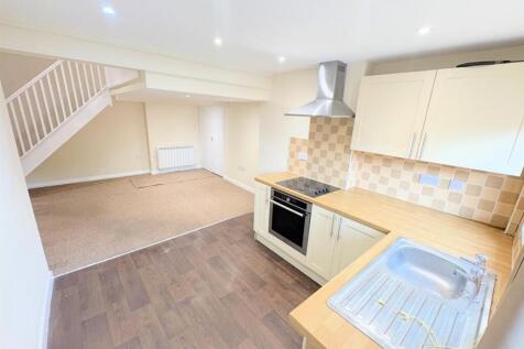 108 Brettell Lane, Stourbridge photo 3