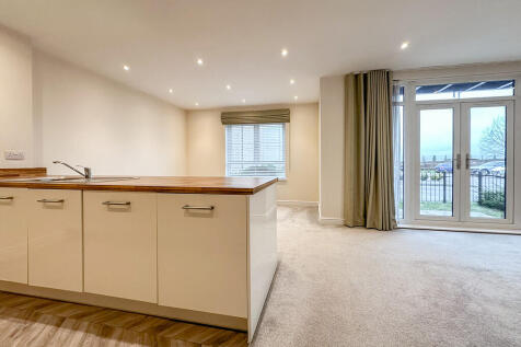 Open plan kitchen...