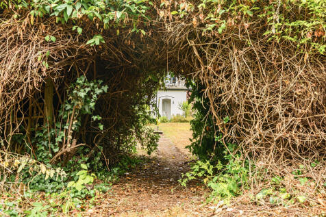 1324383-30-68793b60f3fca