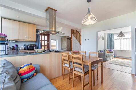 Kitchen-6.jpg