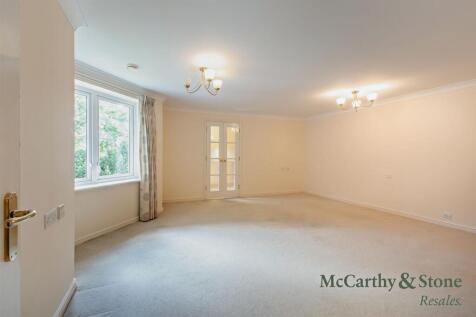 8700032-interior08-800.jpg
