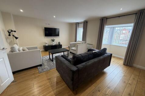 Cambridge Square, Linthorpe, Middlesbrough photo 4