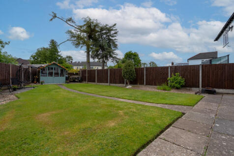 Curzon Close, Cur...