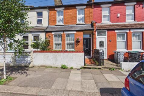 CAM01358G0-PR0248-STILL049.jpg