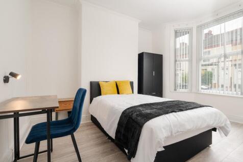One room available - Briardale Road