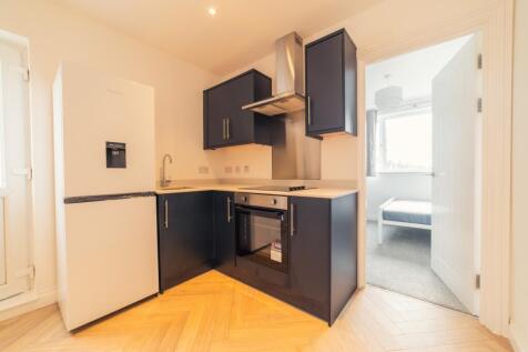 ward-winning Media team on EVERY Listing_4