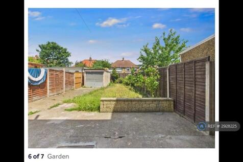 Percival Road, Feltham, TW13 photo 5