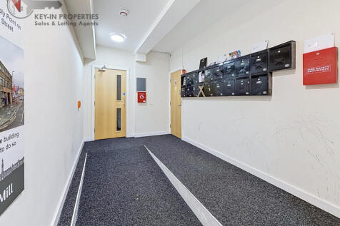 GROUND FLOOR ENTRANCE