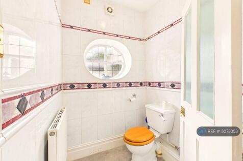 Sandy Lane Road, Cheltenham, GL53 photo 4