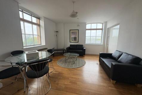 WhatsApp Image 2024-10-15 at 14.35.38.jpeg