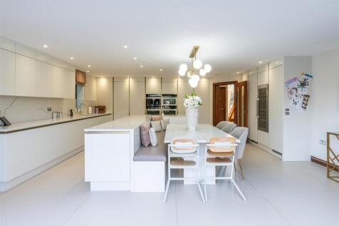 Kitchen/Dining