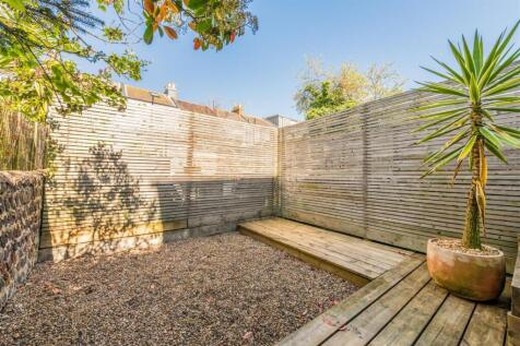 109a Shirley Street-6.jpg