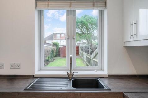 STONELEIGH AVENUE