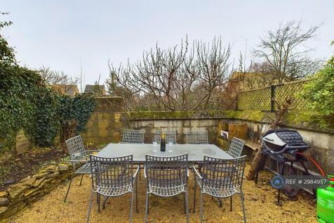 Church St, Moreton-In-Marsh, GL56 photo 4