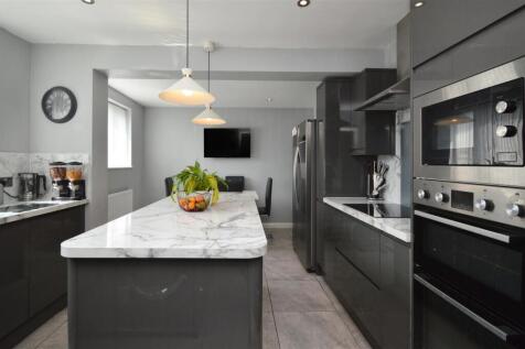 Bristol, BS14 - property photo