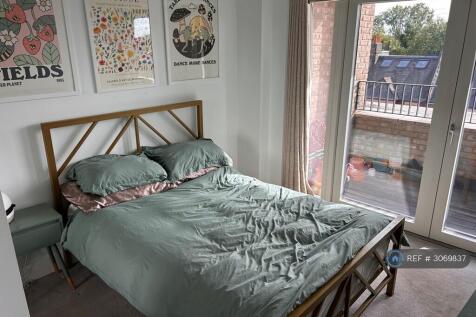 Kingston Road, London, SW20 photo 3