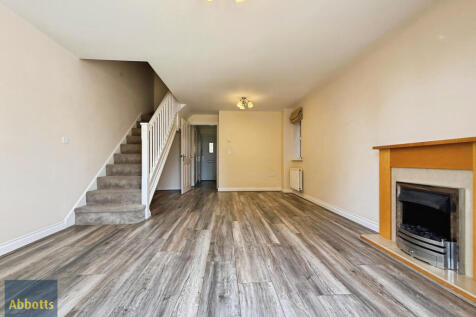 Longchamp Drive, Ely photo 3