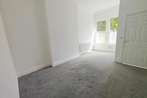 Flat 1, 77 Moorland Road, Weston-super-Mare, Somerset photo 3