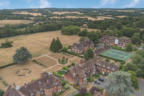 Eyhurst Park