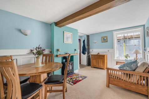 6 Sitting Dining Room.JPG