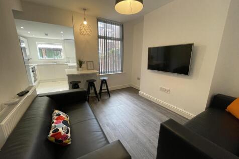 5-bed house on Empress Road, Kensington, Liverpool, £680/mo