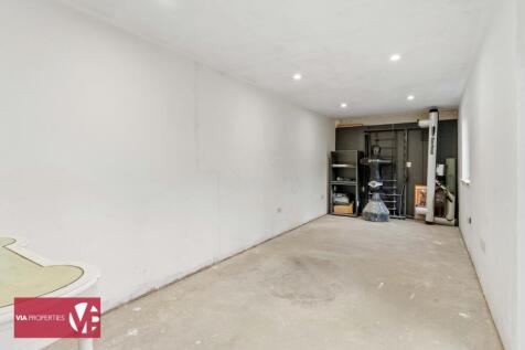 50 Briscoe Road Hoddesdon EN11 9DG via properties estate letting