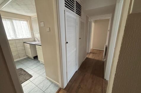 Belvedere Court, Cranleigh Rise, Rumney, Cardiff, South Glamorgan, CF3 4AL photo 2