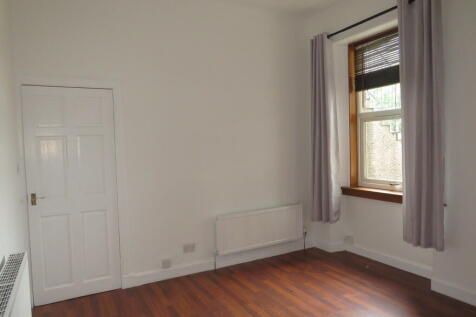 Main Street, Townhill  photo 3