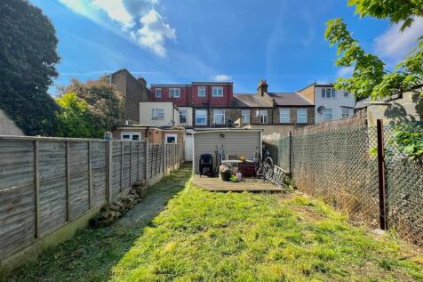 Higham Hill road (3).jpeg