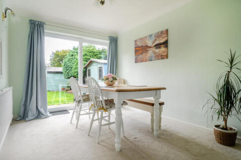 1349285-10-68c3fe...