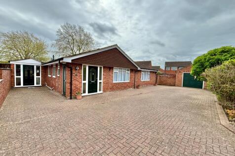 Evesham, WR11 - property photo