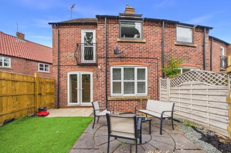 Hull, HU12 - property photo