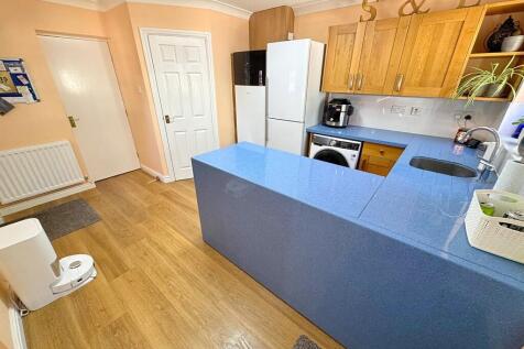 Facetune_11-07-20...