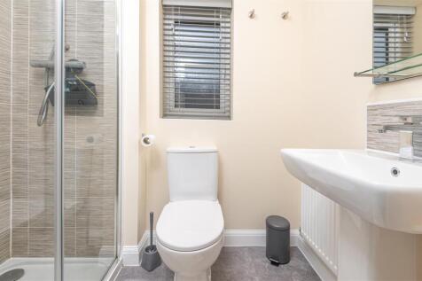 29 - 6 Millers Grove S75 1FW.jpg