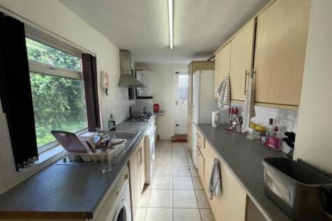 Kinross Road, Victoria Park photo 4