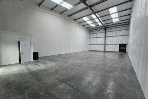 Distribution Warehouse to rent Image 3