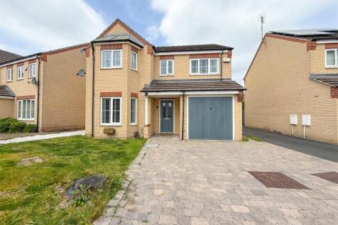 DRIVEWAY AND FRONT GARDEN
