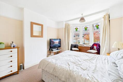 CAM05192G0-PR0177-STILL015