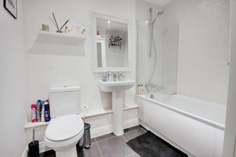 pbox-bathroom-337166.jpg