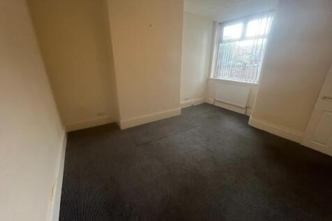Egerton Street, Prestwich, M25 photo 5