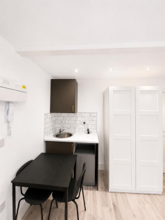 Kitchen area.png