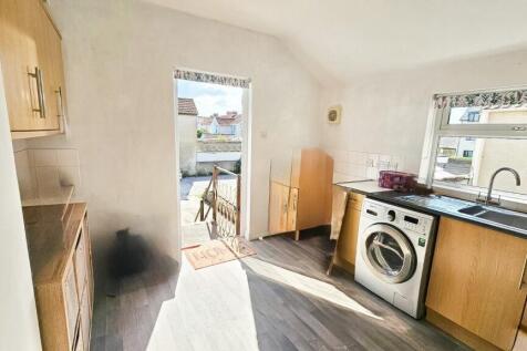 High Street, Worle, Weston - Super - Mare, North Somerset, BS22 photo 3