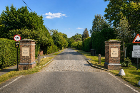 The Park Road Entrance.png