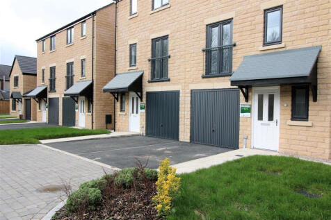 6-bed house on Booth Gardens, Lancaster, £3,220/mo