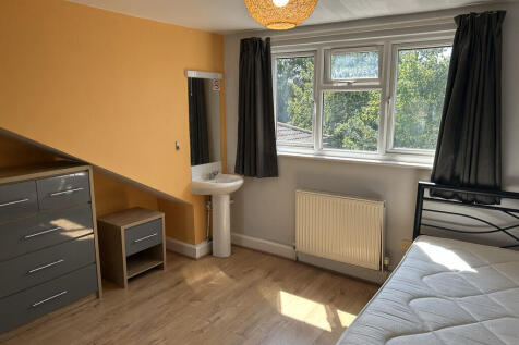 Milton_Room6_3