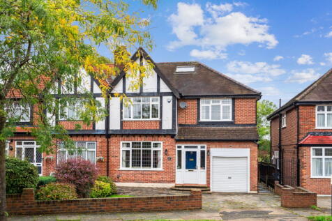 Pinner, HA5 - property photo