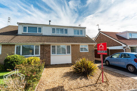 Lytham St Annes, FY8 - property photo