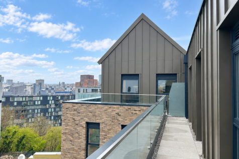 Apt 79 The Mount, Richmond Hill Approach, Richmond Hill, Leeds photo 2