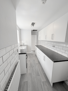 Hassell Street, Newcastle Under Lyme, Staffordshire, ST5 photo 5