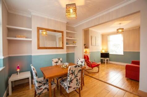 WRIGHTS. - 3 Bed Terrace for Sale!